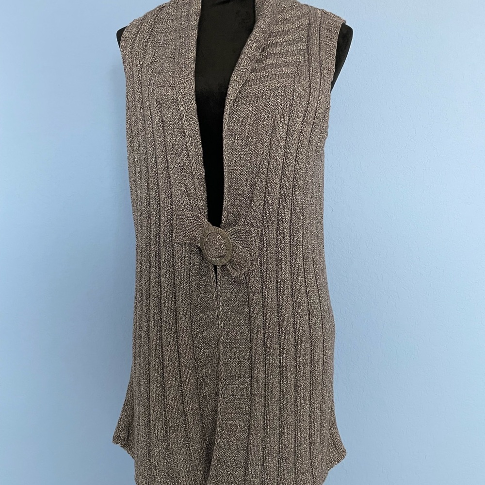 Sleeves Sweater.